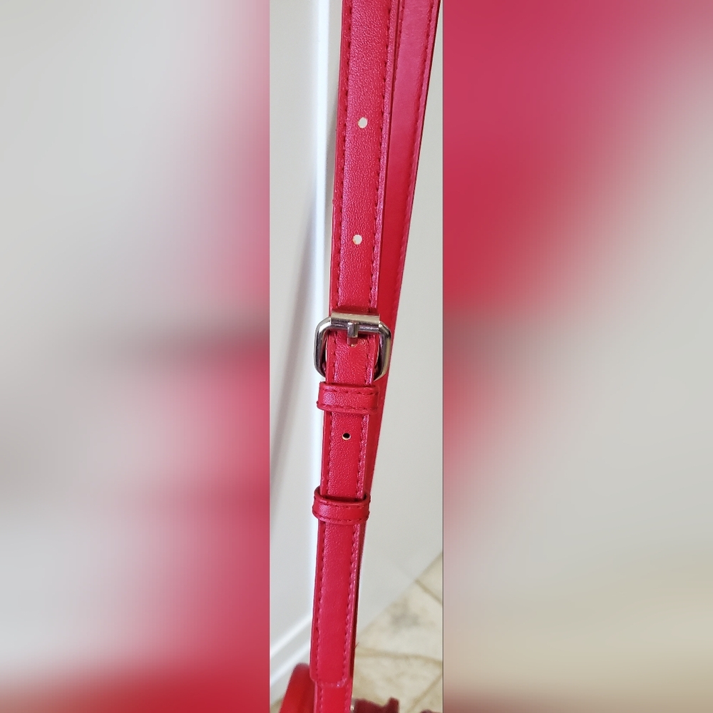 NWT Steve Madden Chevy Red Crossbody - Picture 11 of 13